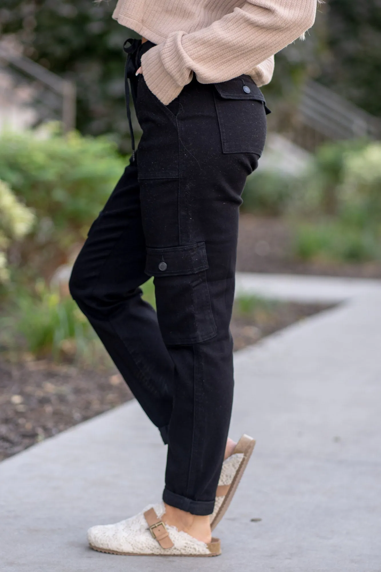 Judy Blue High Waist Cargo Cuff Black Jogger Denim Jeans 88910– sleekdenim.com